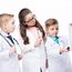 CoatCool Arztkittel Kinder Kittel Baumwolle Laborkittel für Junge Mädchen Chemie Kittel Labormantel Langarm Medizin Laborkittel Weiß Kostüm Doktor Mantel Kinder für Schüler Studium Labor, S