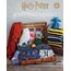 Harry Potter: Knitting Magic: The essential pattern book for knitting iconic Harry Potter clothing and accessories