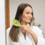 Ninabella Haarbürste ohne Ziepen - Bürste für Damen und Herren - Detangler Bürste auch für Locken & Lange Haare - Entwirrbürste Haarbürsten - Limetten Grün