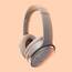 Bose QuietComfort Kabellose Kopfhörer mit Mikrofon und Noise-Cancelling, Bluetooth Over-Ear-Kopfhörer mit Noise-Cancelling, bis 24 Stunden Akkulaufzeit, Sandstein - Limited Edition