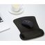 Amazon Basics Mauspad mit Gel-Handballenauflage, 20 x 25 cm, Unregelmäßig, Schwarz