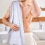 Utopia Towels - 2er-Pack Badetücher Set Premium 100% ringgesponnene Baumwolle 69 x 137 cm Handtücher, sehr saugfähig, weiches Gefühl Duschtücher (Weiß)
