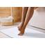 Utopia Towels - 2er Pack groß Badematte Badvorleger (53 x 86 cm) - 100% Baumwolle Frottee -Waschbare Badteppich (Weiß)