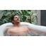 Tubble® Compact Badewanne Aufblasbar Ambient Taupe 200 Liter - Kleine Faltbare Badewanne für Erwachsene bis 170 cm, Aufbau in 1min, Für Indoor und Outdoor, Home Spa & Eisbad