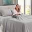 Nestl Bedding Damast Dobby Stripe 5-teiliges Set – 2 Spannbettlaken mit 35,6 cm - 40,6 tiefen Taschen Ultra weiche doppelt gebürstete Mikrofaser faltenfreie Kissenbezüge Split-King-Size-Bett Silber
