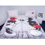 Herding DISNEY MICKEY & MINNIE Partnerbettwäsche-Set, 2 x Bettbezug 135x200 cm, 2 x Kopfkissenbezug 80 x 80 cm, Baumwolle/Renforcé & Disney`s Mickey & Minnie Microfaserflauschdecke, weiß, 150 x 200 cm