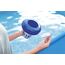 Bestway | Flowclear™ Dosierschwimmer Blau Weiß | 16,5 cm Ø | Poolwasser sauber und kristallklar | Spender